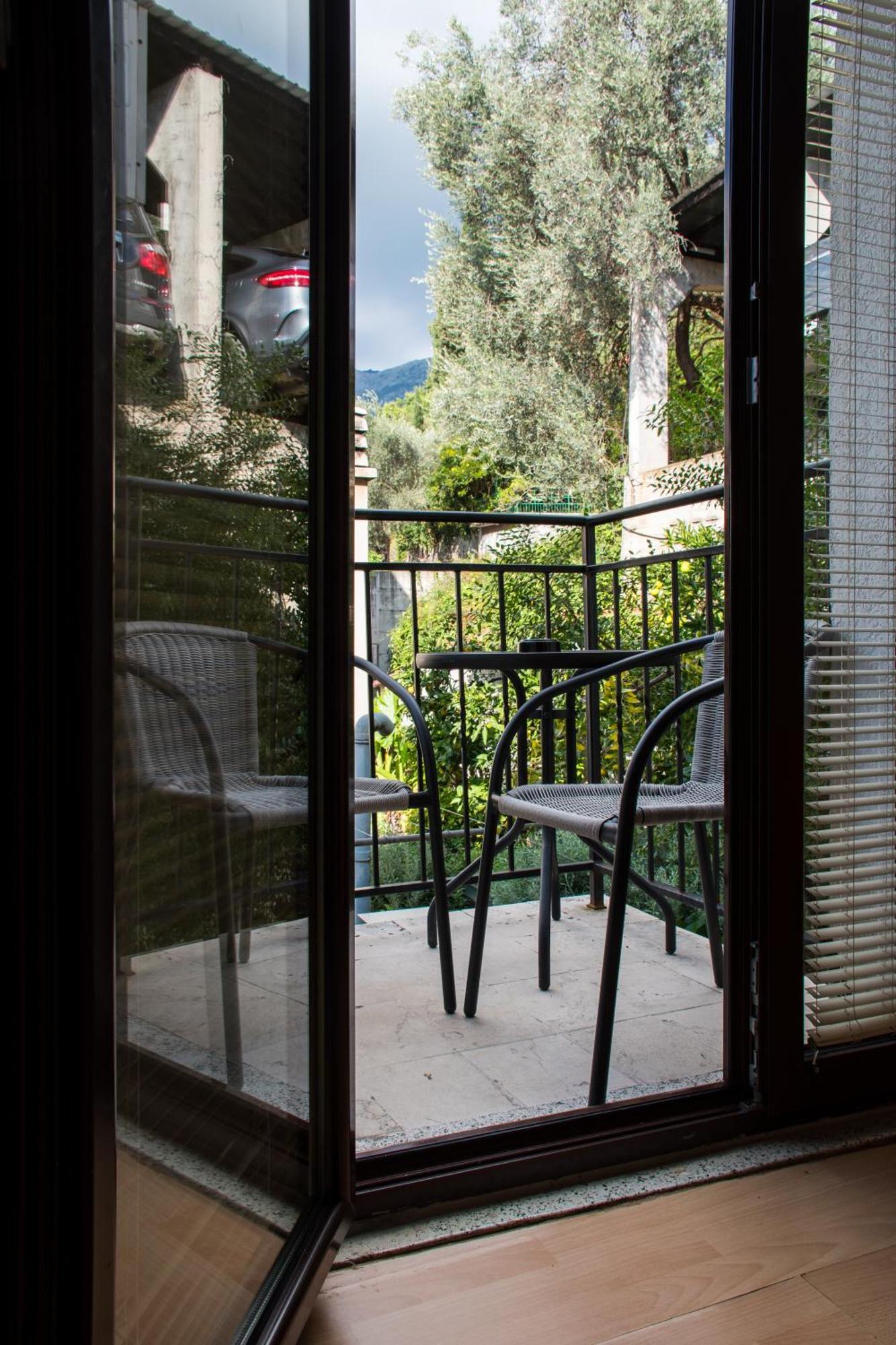 Villa Vojnic Budva Buitenkant foto