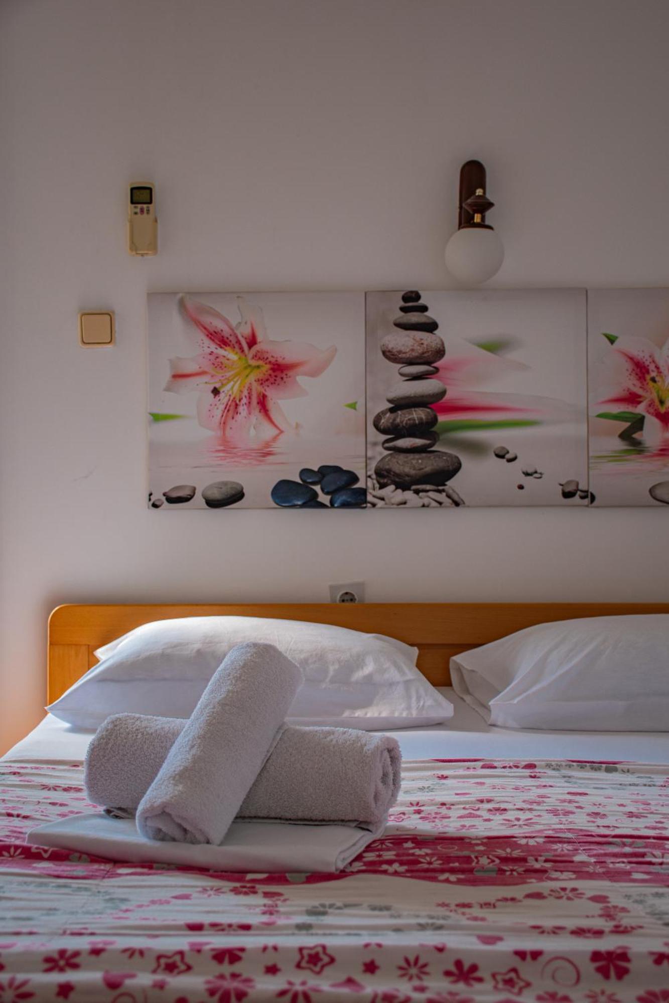 Villa Vojnic Budva Buitenkant foto