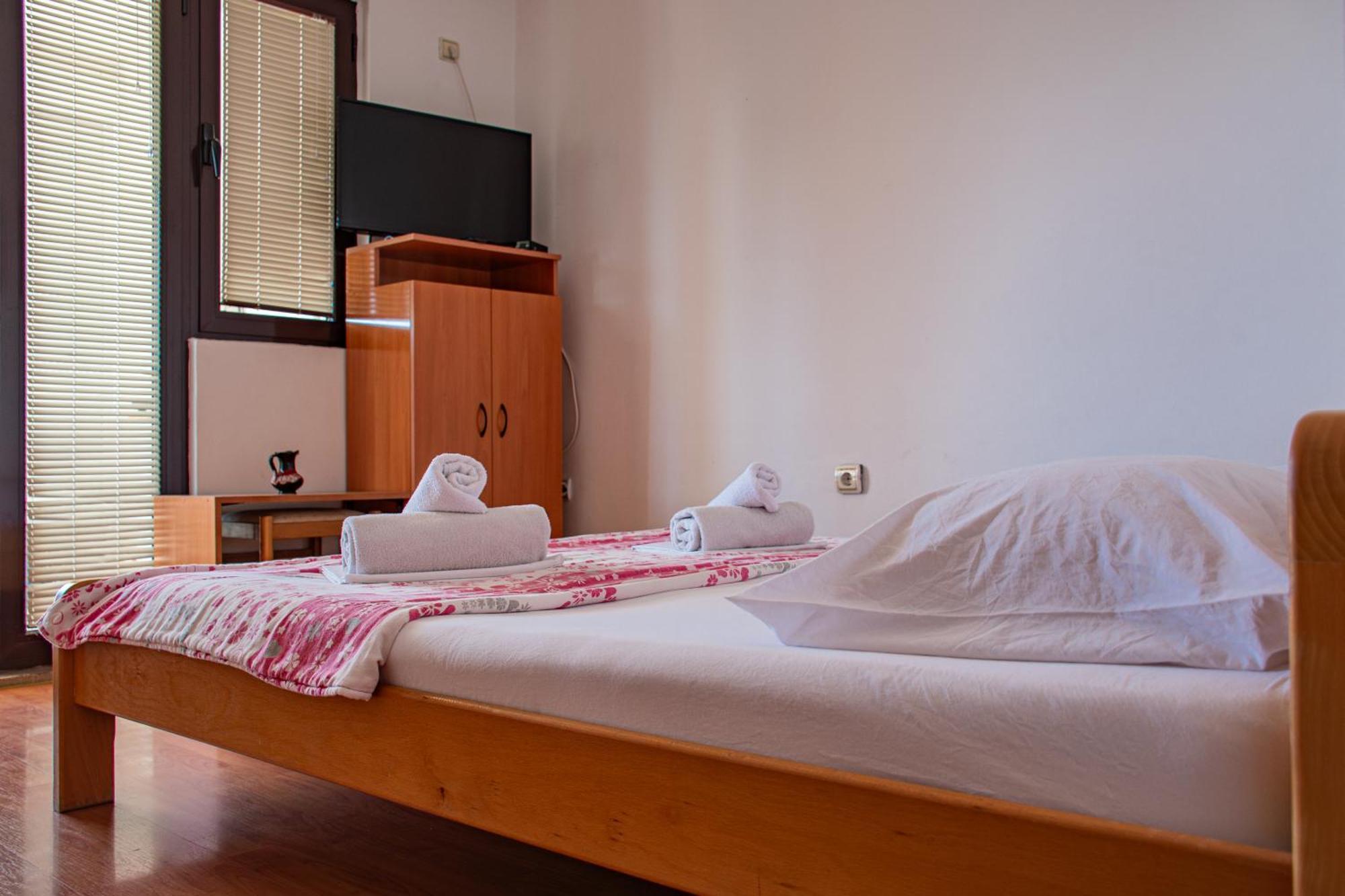 Villa Vojnic Budva Buitenkant foto